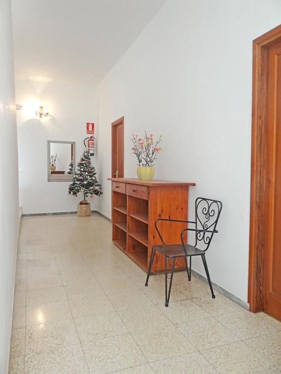 Apartamentos Dominguez Calera Exteriör bild